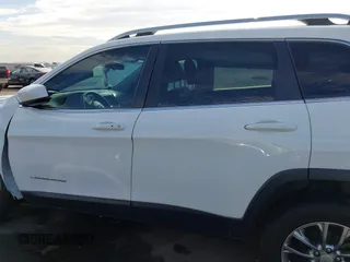 2020 Jeep Cherokee Latitude Plus with VIN 1C4PJLLB4LD634130, listed as a IAAI auction lot 42644338 with 117,774 mi miles and . Bid and sale history available at DreamBid. Image 15.