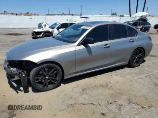 2022 BMW 3 Series 330i with VIN WBA5R1C04NFN14819, listed as a Copart auction lot 64467823 with 18,310 mi miles. Bid and sale history available at carsss.com. Image 1.