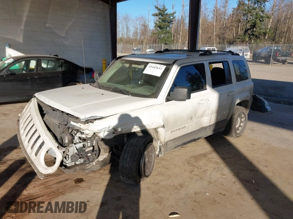 2015 Jeep Patriot Limited with VIN 1C4NJRCB9FD177233, listed as a IAAI auction lot 41443612 with 149,096 mi miles and . Bid and sale history available at DreamBid. Image 2.