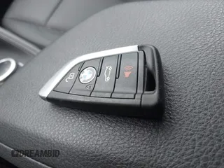 2022 BMW X1 xDrive28i z VIN WBXJG9C0XN5U89973, wystawiony jako IAAI lot #41508343 z przebiegiem 67 424 mil mil oraz . Historia ofert i sprzedaży dostępna na DreamBid. Obrazek 11.
