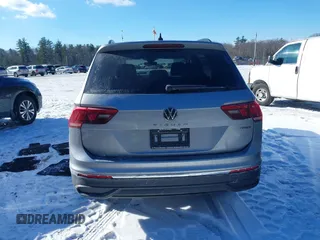 2024 Volkswagen Tiguan S with VIN 3VVFB7AX0RM185378, listed as a IAAI auction lot 41330759 with 2,534 mi miles and . Bid and sale history available at DreamBid. Image 17.