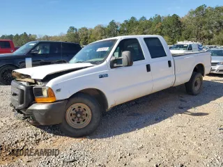2000 Ford F-350 XL with VIN 1FTSW30L6YEB51197, listed as a Copart auction lot 49504835 with 284,070 mi miles and Salvage Title. Bid and sale history available at DreamBid. Image 1.