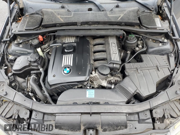 2009 BMW 3 Series 328i with VIN WBAWV13519P122232, listed as a Copart auction lot 85027644 with 192,228 mi miles and Salvage Title. Bid and sale history available at DreamBid. Image 11.