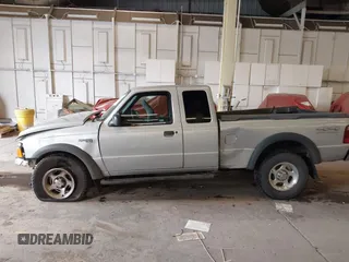 2001 Ford Ranger XL Fleet with VIN 1FTZR15E91TA29391, listed as a IAAI auction lot 41852139 with 235,586 mi miles. Bid and sale history available at carsss.com. Image 14.