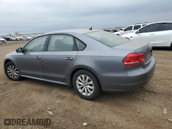 2013 Volkswagen Passat S z VIN 1VWAP7A38DC048686, wystawiony jako Copart lot #54582865 z przebiegiem 140 798 mil mil oraz Szkoda całkowita • Salvage title. Historia ofert i sprzedaży dostępna na DreamBid. Obrazek 2.