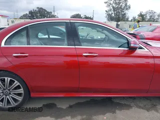 2021 Mercedes-Benz E 350 with VIN W1KZF8DB1MA977976, listed as a IAAI auction lot 42130835 with 30,584 mi miles and . Bid and sale history available at DreamBid. Image 14.