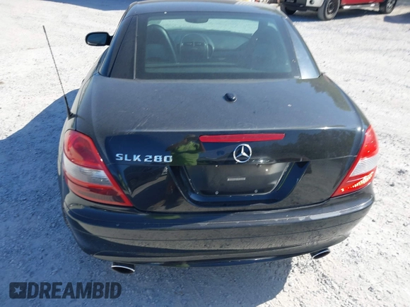 2007 Mercedes-Benz SLK 280 with VIN WDBWK54F37F142526, listed as a IAAI auction lot 42043242 with 128,143 mi miles and . Bid and sale history available at DreamBid. Image 16.