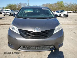 2017 Toyota Sienna L с VIN 5TDZZ3DC8HS899668, выставлен на аукционе Copart как лот 48944024 с пробегом 123 689 миль миль и Списание • Salvage title. История ставок и продаж доступна на DreamBid. Изображение 5.