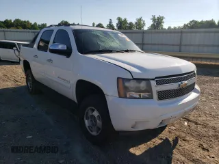 2008 Chevrolet Avalanche LTZ with VIN 3GNFK12328G168495, listed as a Copart auction lot 62416994 with Not Provided miles and Salvage Title. Bid and sale history available at carsss.com. Image 1.
