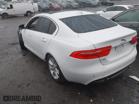 2018 Jaguar XE 25t Premium with VIN SAJAD4FX8JCP24380, listed as a IAAI auction lot 41423753 with 90,623 mi miles. Bid and sale history available at carsss.com. Image 3.
