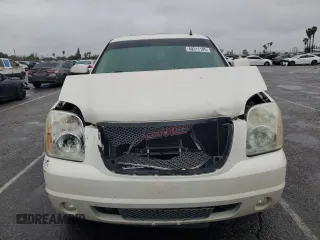2011 GMC Yukon Denali with VIN 1GKS1EEF2BR337370, listed as a Copart auction lot 49311105 with 131,840 mi miles and Salvage Title. Bid and sale history available at carsss.com. Image 5.