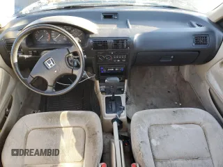1991 Honda Accord LX with VIN JHMCB7653MC070985, listed as a Copart auction lot 72045464 with 111,911 mi miles and Salvage Title. Bid and sale history available at carsss.com. Image 8.