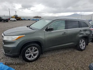 2014 Toyota Highlander XLE z VIN 5TDJKRFH4ES047598, wystawiony jako Copart lot #56770215 z przebiegiem 126 587 mil mil oraz Szkoda całkowita • Salvage title. Historia ofert i sprzedaży dostępna na DreamBid. Obrazek 1.