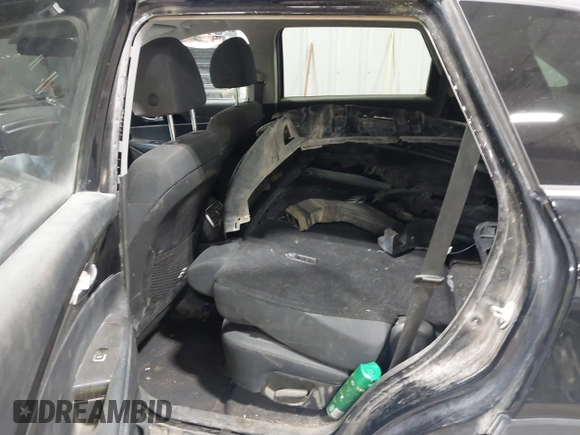 2019 Kia Sorento LX z VIN 5XYPGDA54KG584282, wystawiony jako IAAI lot #42505080 z przebiegiem 83 431 mil mil oraz . Historia ofert i sprzedaży dostępna na DreamBid. Obrazek 8.