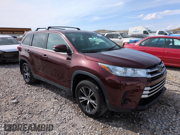 2019 Toyota Highlander LE with VIN 5TDBZRFH1KS957737, listed as a Copart auction lot 54058835 with 112,829 mi miles and Salvage title. Bid and sale history available at DreamBid. Image 4.