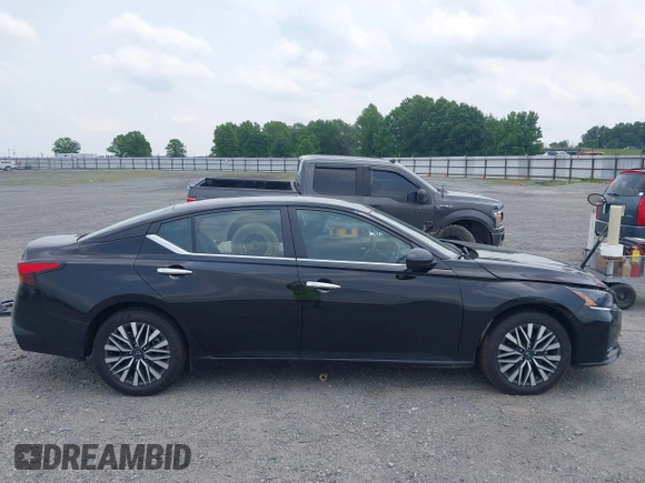 2024 Nissan Altima SV with VIN 1N4BL4DV7RN432023, listed as a IAAI auction lot 42411567 with 22,958 mi miles and . Bid and sale history available at DreamBid. Image 13.