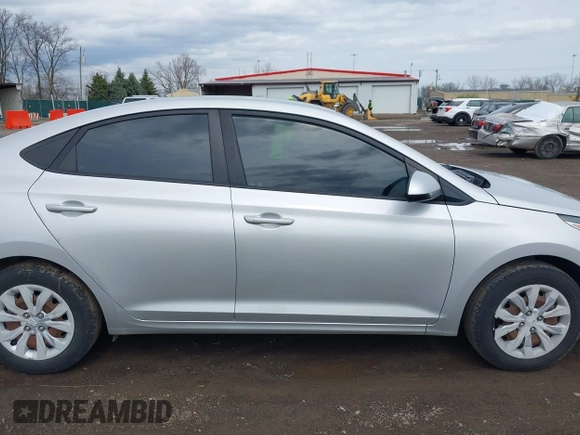 2019 Hyundai Accent SE with VIN 3KPC24A35KE052161, listed as a IAAI auction lot 41916742 with 132,363 mi miles. Bid and sale history available at carsss.com. Image 13.