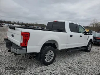 2017 Ford Super Duty F-250 SRW Lariat with VIN 1FT7W2BT9HEB86457, listed as a Copart auction lot 51059605 with 212,962 mi miles and Salvage Title. Bid and sale history available at carsss.com. Image 3.