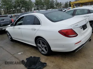 2020 Mercedes-Benz E-Class E 350 with VIN W1KZF8EB1LA842476, listed as a Copart auction lot 42555175 with 29,176 mi miles and Salvage Title. Bid and sale history available at carsss.com. Image 2.
