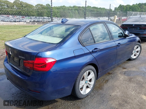 2016 BMW 3 Series 328i z VIN WBA8E9G56GNU28210, wystawiony jako IAAI lot #42183906 z przebiegiem 143 549 mil mil oraz . Historia ofert i sprzedaży dostępna na DreamBid. Obrazek 4.