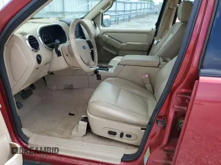 2006 Ford Explorer XLT с VIN 1FMEU63EX6UB00110, выставлен на аукционе Copart как лот 54913235 с пробегом 129 993 миль миль и Списание • Salvage title. История ставок и продаж доступна на DreamBid. Изображение 7.