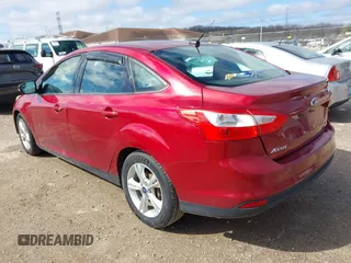 2014 Ford Focus SE with VIN 1FADP3F27EL403007, listed as a IAAI auction lot 41893547 with 95,864 mi miles. Bid and sale history available at carsss.com. Image 3.