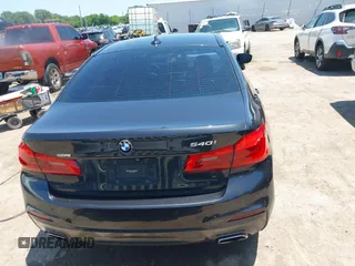 2017 BMW 5 Series 540i z VIN WBAJE5C33HG916941, wystawiony jako IAAI lot #42504534 z przebiegiem 115 127 mil mil oraz . Historia ofert i sprzedaży dostępna na DreamBid. Obrazek 16.