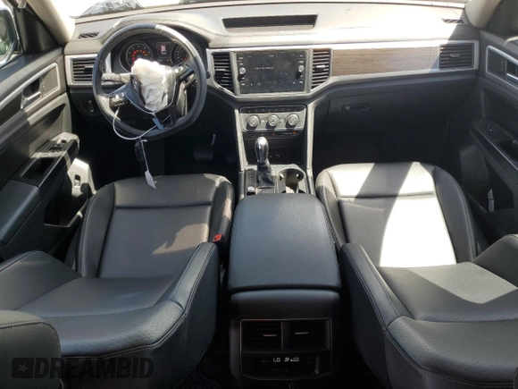 2019 Volkswagen Atlas SE with VIN 1V2UR2CA1KC518092, listed as a Copart auction lot 57265695 with 96,902 mi miles and Salvage title. Bid and sale history available at DreamBid. Image 8.
