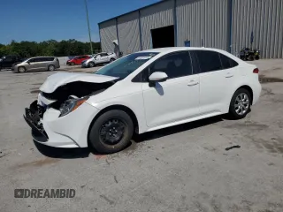 2021 Toyota Corolla LE with VIN 5YFEPMAE0MP171460, listed as a Copart auction lot 51891975 with 61,203 mi miles and Salvage Title. Bid and sale history available at carsss.com. Image 1.