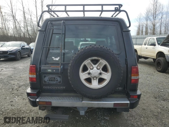 1998 Land Rover Discovery SD z VIN SALJY1248WA753645, wystawiony jako Copart lot #47944795 z przebiegiem 181 974 mil mil oraz Czysty tytuł • Clean title. Historia ofert i sprzedaży dostępna na DreamBid. Obrazek 6.