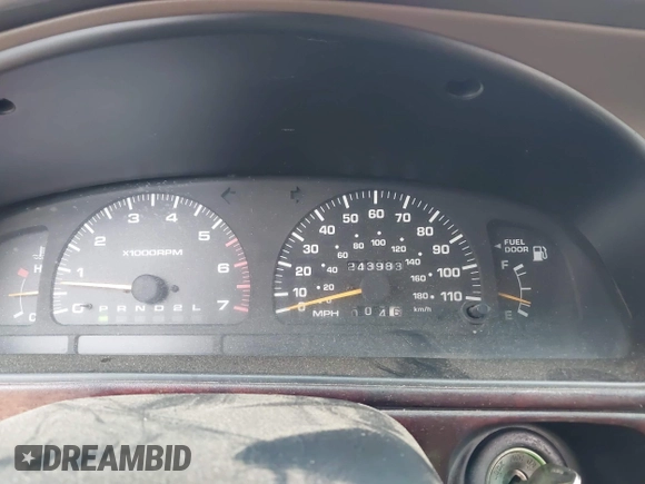1998 Toyota 4Runner SR5 with VIN JT3HN86R1W0168185, listed as a IAAI auction lot 41936469 with 243,983 mi miles and . Bid and sale history available at DreamBid. Image 7.