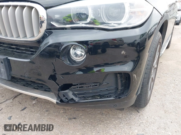 2014 BMW X5 xDrive35d with VIN 5UXKS4C56E0J93861, listed as a IAAI auction lot 41906775 with 149,263 mi miles. Bid and sale history available at carsss.com. Image 6.