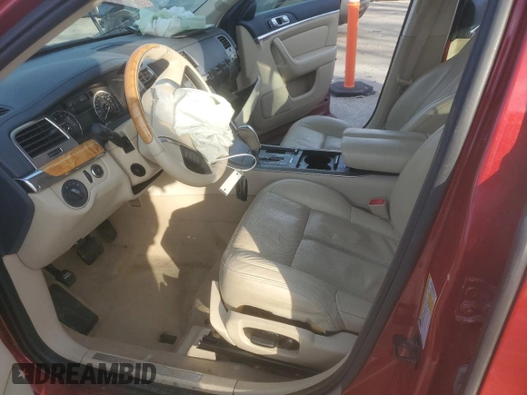 2009 Lincoln MKS with VIN 1LNHM94R89G616162, listed as a Copart auction lot 49903335 with Not Provided miles and Salvage Title. Bid and sale history available at DreamBid. Image 7.