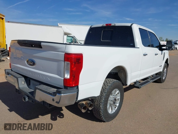 2019 Ford F-250 XL z VIN 1FT7W2BT0KED54168, wystawiony jako IAAI lot #42072597 z przebiegiem 303 604 mil mil oraz . Historia ofert i sprzedaży dostępna na DreamBid. Obrazek 4.