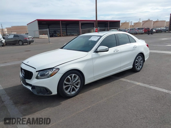 2018 Mercedes-Benz C 300 with VIN 55SWF4JB2JU258957, listed as a IAAI auction lot 42058233 with 61,788 mi miles and . Bid and sale history available at DreamBid. Image 17.
