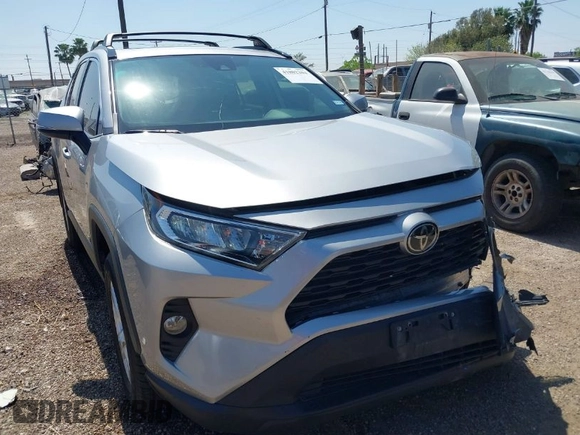 2019 Toyota RAV4 XLE with VIN 2T3W1RFVXKC023834, listed as a IAAI auction lot 41802204 with 78,187 mi miles. Bid and sale history available at carsss.com. Image 1.