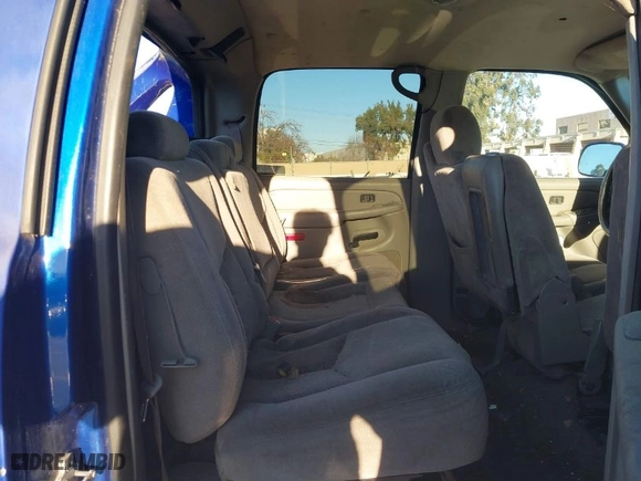 2005 Chevrolet Avalanche LS with VIN 3GNEC12Z75G215402, listed as a IAAI auction lot 41390459 with 1 mi miles. Bid and sale history available at carsss.com. Image 8.