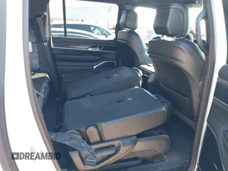 2024 Jeep Wagoneer Series II с VIN 1C4SJRBP6RS135179, выставлен на аукционе IAAI как лот 41689875 с пробегом 27 162 миль миль и . История ставок и продаж доступна на DreamBid. Изображение 8.
