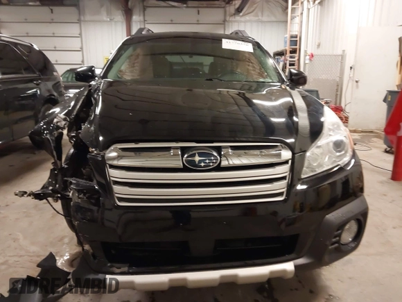 2014 Subaru Outback Limited with VIN 4S4BRCLC8E3310260, listed as a IAAI auction lot 41770376 with 176,687 mi miles and . Bid and sale history available at DreamBid. Image 13.