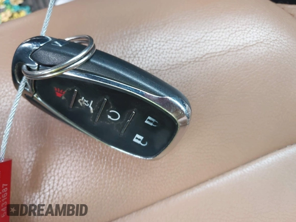 2019 Chevrolet Traverse LT Cloth with VIN 1GNERGKW1KJ193902, listed as a IAAI auction lot 41900901 with 131,672 mi miles and . Bid and sale history available at DreamBid. Image 11.