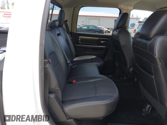 2015 Ram 1500 Sport z VIN 1C6RR7MT7FS601470, wystawiony jako IAAI lot #42334149 z przebiegiem 114 056 mil mil oraz . Historia ofert i sprzedaży dostępna na DreamBid. Obrazek 8.