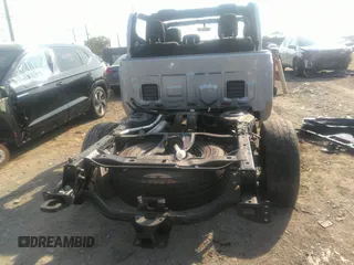 2022 Jeep Gladiator Willys with VIN 1C6HJTAG0NL131004, listed as a IAAI auction lot 40307060 with Not provided miles and . Bid and sale history available at DreamBid. Image 17.