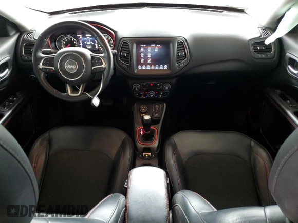 2019 Jeep Compass Trailhawk with VIN 3C4NJDDB9KT670934, listed as a Copart auction lot 48968305 with 101,129 mi miles and Clean Title. Bid and sale history available at carsss.com. Image 8.