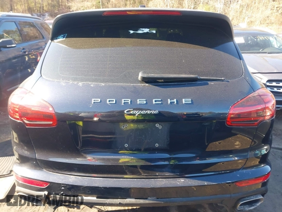 2016 Porsche Cayenne with VIN WP1AA2A28GKA37162, listed as a IAAI auction lot 41424921 with 95,717 mi miles. Bid and sale history available at carsss.com. Image 16.