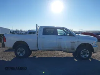 2018 Ram 2500 Big Horn with VIN 3C6TR5DTXJG402245, listed as a IAAI auction lot 41784996 with 195,935 mi miles. Bid and sale history available at carsss.com. Image 14.