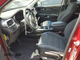 2016 Kia Sorento LX z VIN 5XYPGDA59GG096713, wystawiony jako Copart lot #55785105 z przebiegiem 83 160 mil mil oraz Czysty tytuł • Clean title. Historia ofert i sprzedaży dostępna na DreamBid. Obrazek 7.