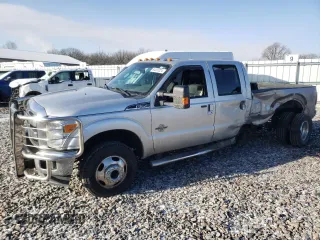 2015 Ford F-350 Lariat with VIN 1FT8W3DT0FED28439, listed as a Copart auction lot 84520224 with 121,035 mi miles and Salvage title. Bid and sale history available at DreamBid. Image 1.