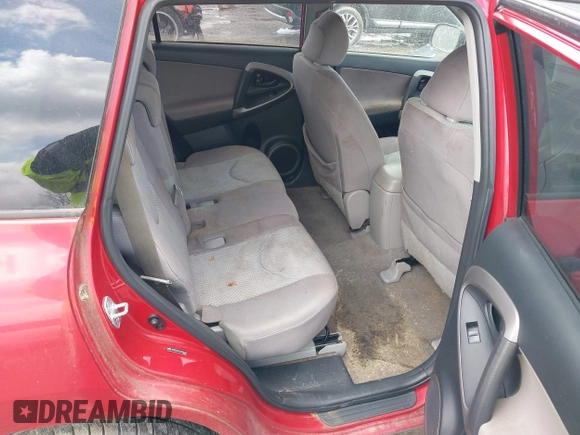 2006 Toyota RAV4 with VIN JTMBD33V365030644, listed as a IAAI auction lot 42004566 with 1 mi miles. Bid and sale history available at carsss.com. Image 8.