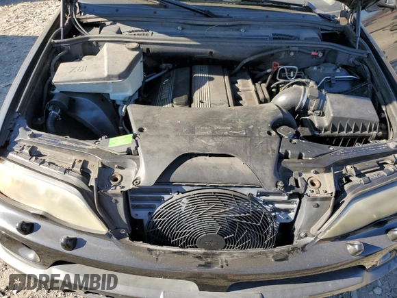 2006 BMW X5 3.0i with VIN 5UXFA13526LY39285, listed as a Copart auction lot 81198504 with 138,116 mi miles and Salvage Title. Bid and sale history available at carsss.com. Image 12.