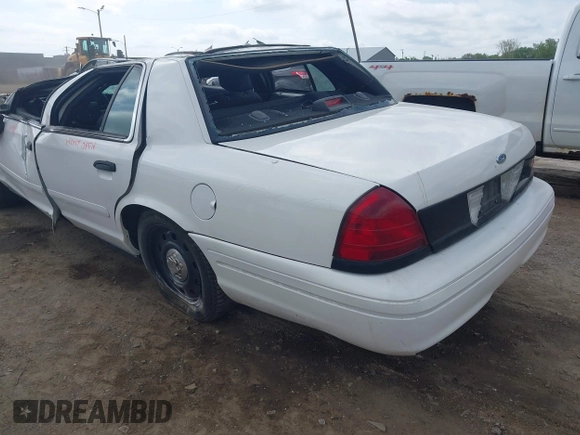 2008 Ford Police Interceptor z VIN 2FAFP71V68X141764, wystawiony jako IAAI lot #42268723 z przebiegiem Nie podano mil oraz . Historia ofert i sprzedaży dostępna na DreamBid. Obrazek 3.